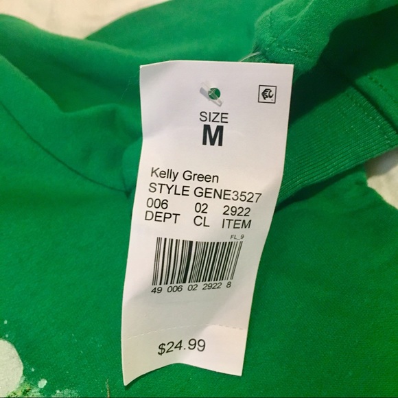 NWT green cropped dog & cat Christmas sweatshirt - Picture 6 of 9